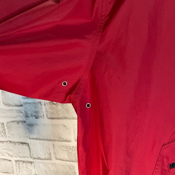 WDW Walt Disney World Unisex Hooded Windbreaker Jacket Red Size XL - Picture 6 of 13